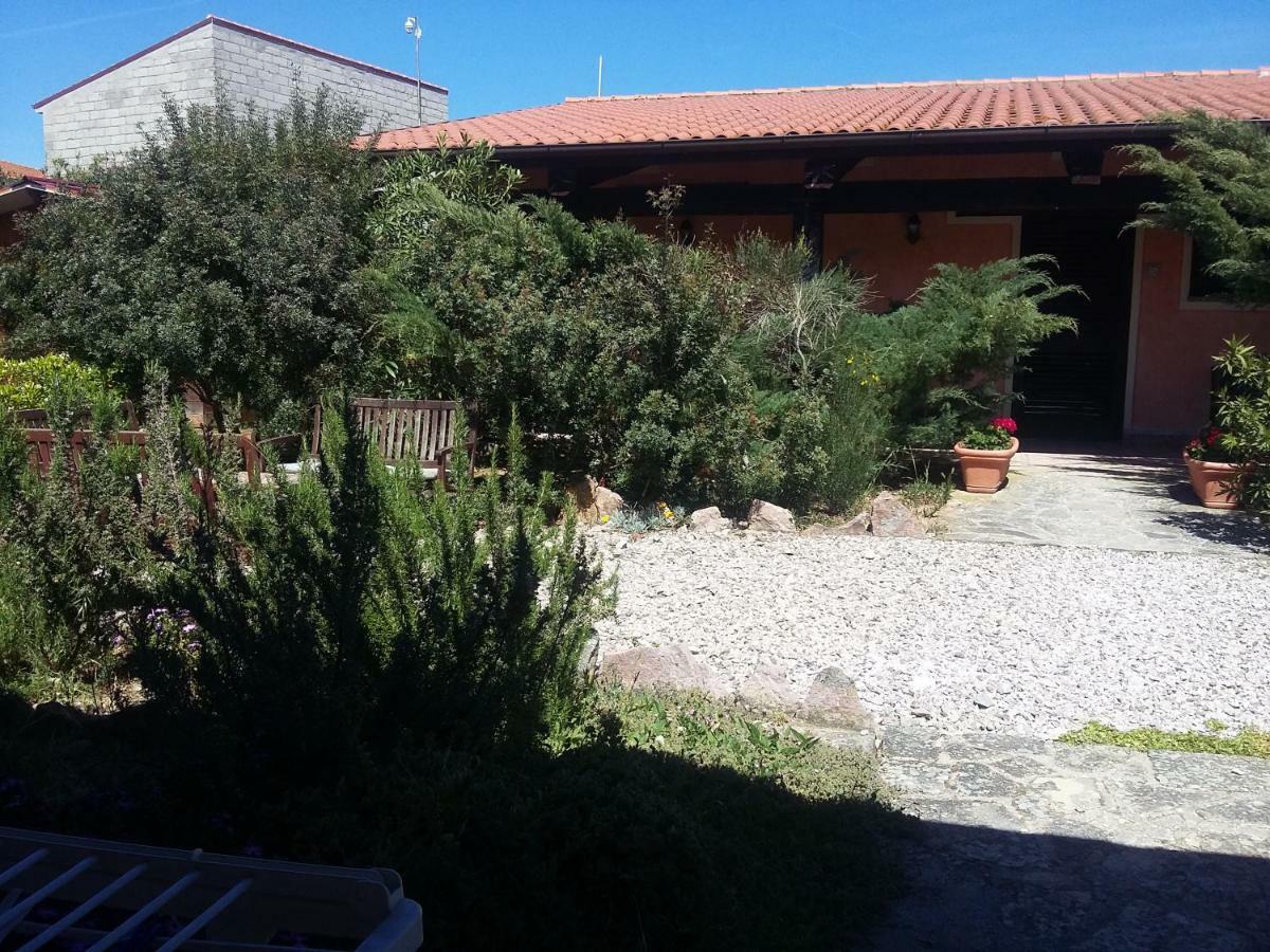 Agriturismo Pedru Caddu Tula Exterior foto